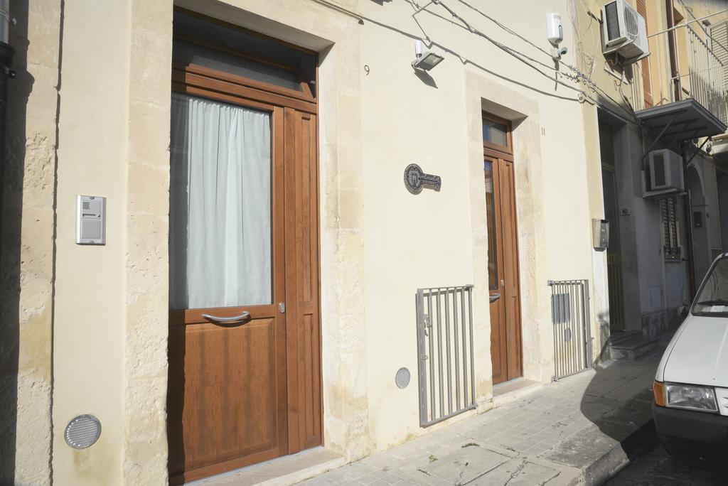 Casa Malacla B&B Noto Bagian luar foto